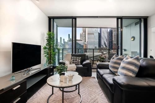 อพาร์ตเมนต์ 2 ห้องนอน 2 ห้องน้ำส่วนตัว ขนาด 65 ตร.ม. – ด็อกแลนด์ส (City Apartment @ Marvel Stadium *Free Parking/Tram)4