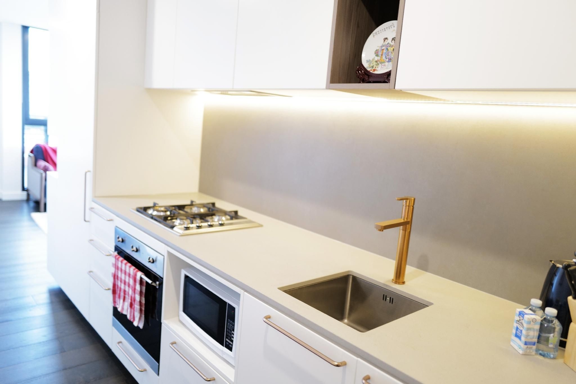 Lovely Home in midtown Box Hill two beds ELL6A0