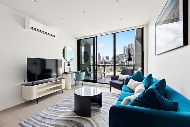 3 Bedroom 2 Bathroom Premier Apartments