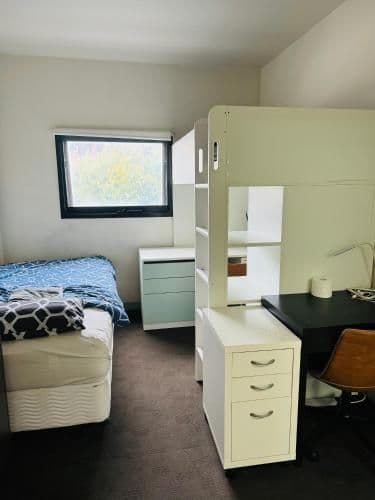 Twin Room with Shower