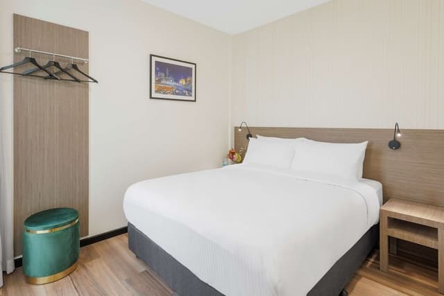 Executive Room, 1 Queen Bed, Non Smoking