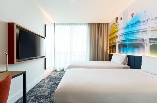 Deluxe Room with 2 zip-beds
