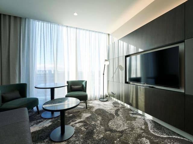 Junior Suite, 1 King Bed