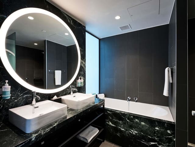 Junior Suite, 1 King Bed
