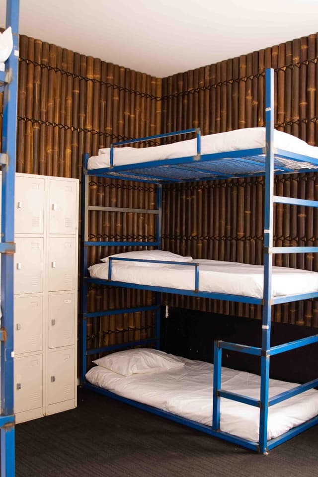 Queen Room with Private External Bathroom