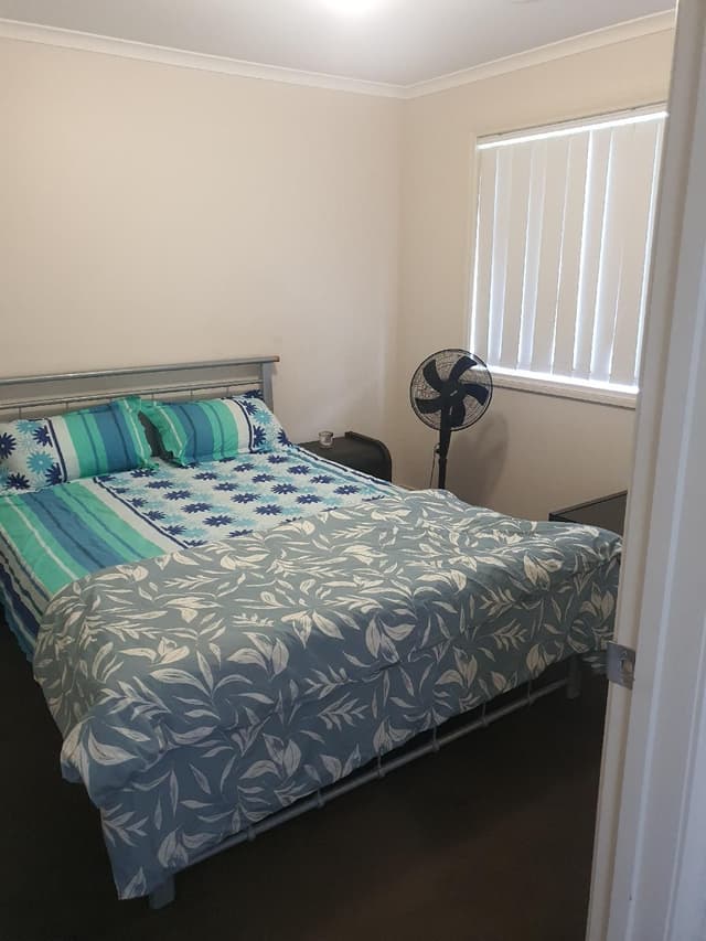 Standard - 1 Bed Queen Non-Smoking