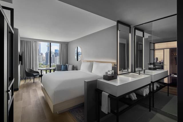 Superior Room, 1 King Bed (View)