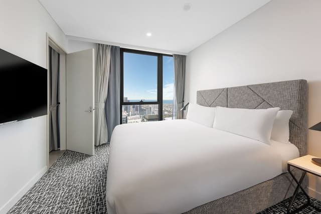 1 Bedroom Altitude Suite