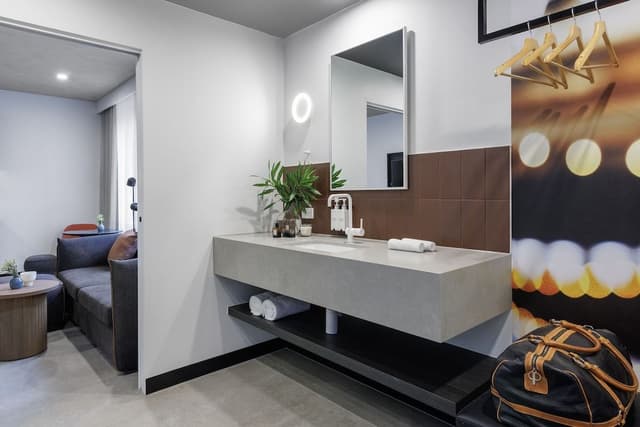 One Bedroom Suite
