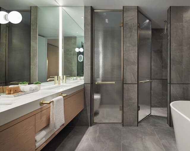 Two Bedroom Heritage Apartment - King/Twin