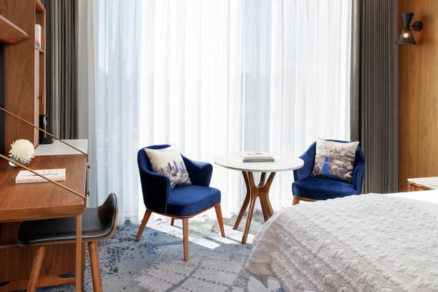 Superior Room, 1 King Bed, City View