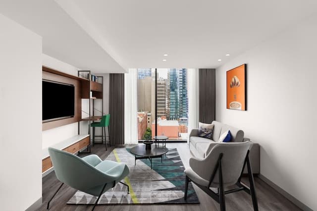 Suite, 1 Bedroom, City View