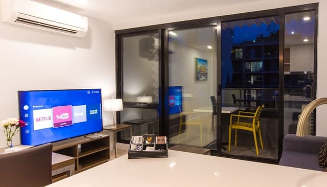 2 Bedrooms, 1 Bathroom Deluxe Apartment with Balcony