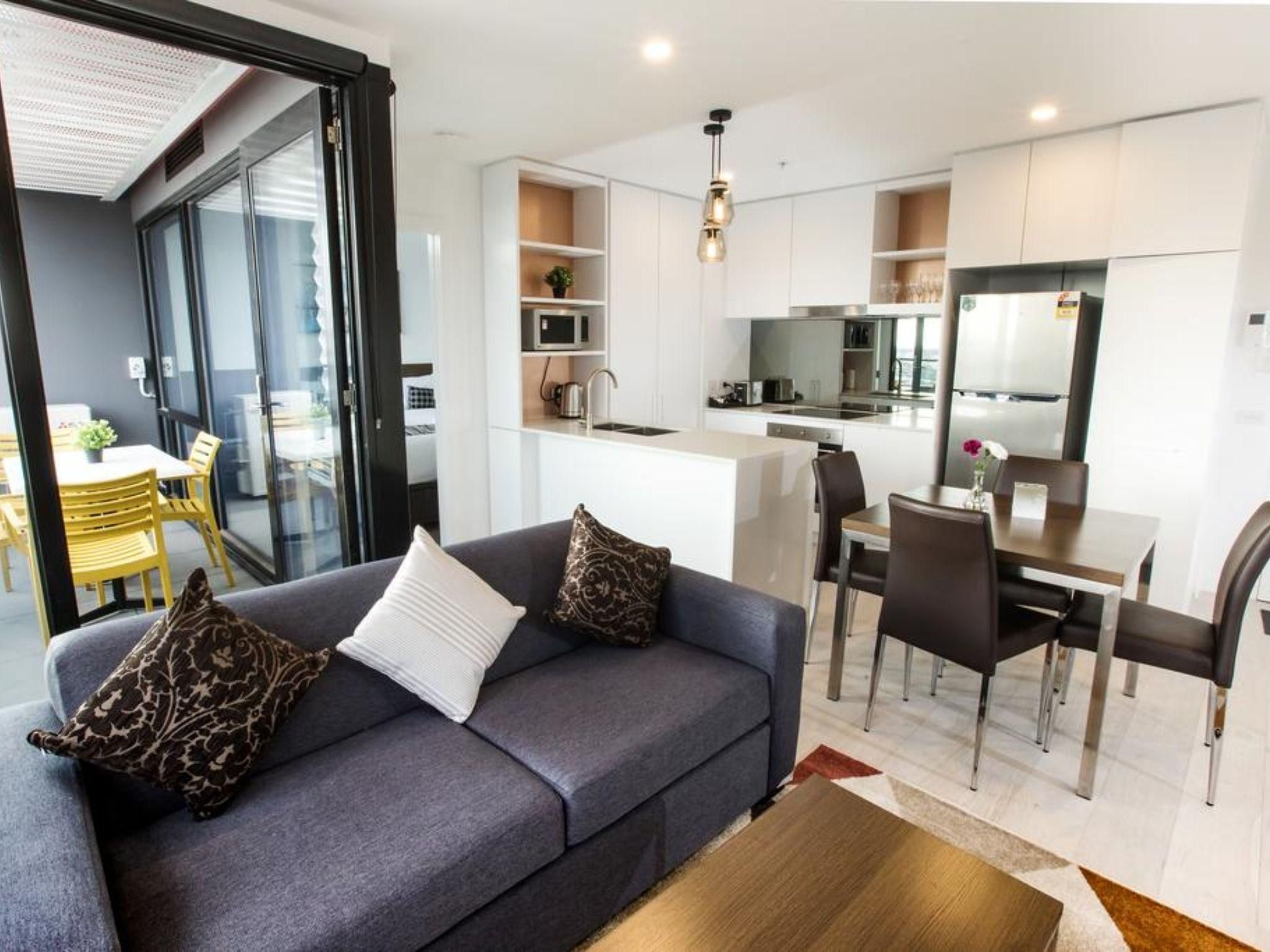 สเปนเซอร์ สตรีท อพาร์ตเมนต์ (Spencer Street Apartments)3
