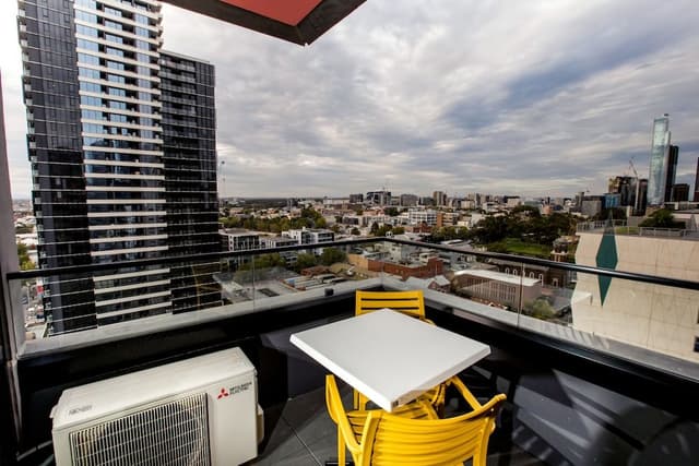 2 Bedrooms, 1 Bathroom Deluxe Apartment with Balcony