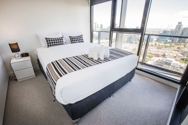 2 Bedrooms, 2 Bathrooms Superior Apartment with Balcony (Pool Access)