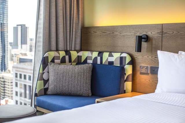Standard Room, 1 Queen Bed (Free Breakfast)