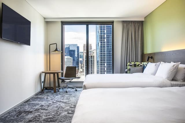 Standard Room, 2 Queen Beds (Free Breakfast)
