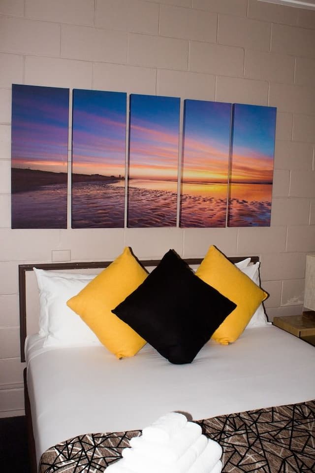 Deluxe Suite, 1 Bedroom, Non Smoking (Deluxe Double Unit)