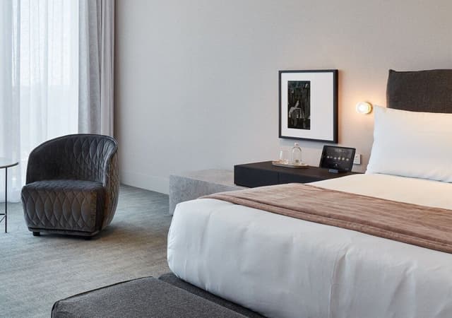 Allure King Rooms