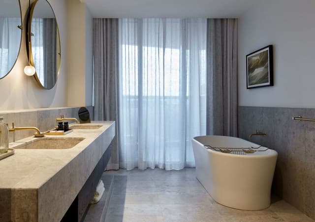 Radiance River Suite