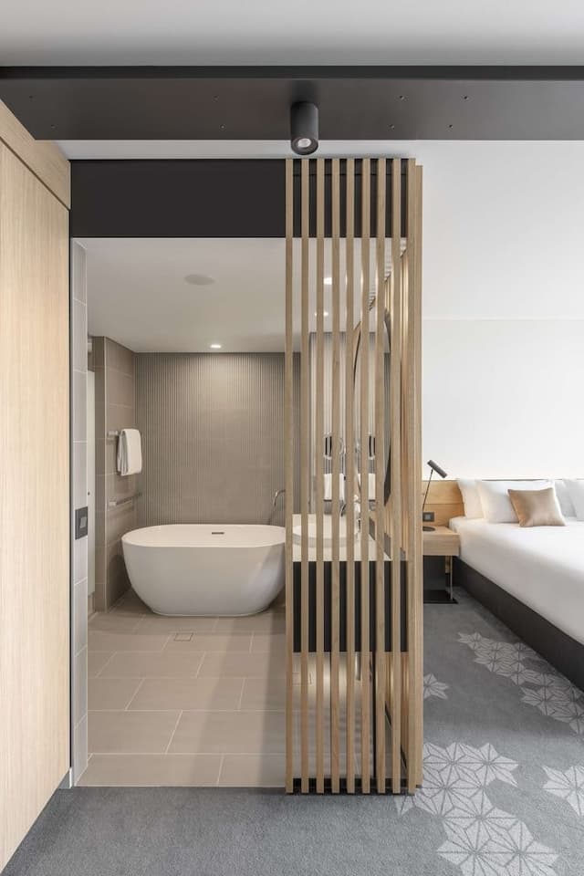Premier Suite 1 King Bed including 2 nightly drink vouchers