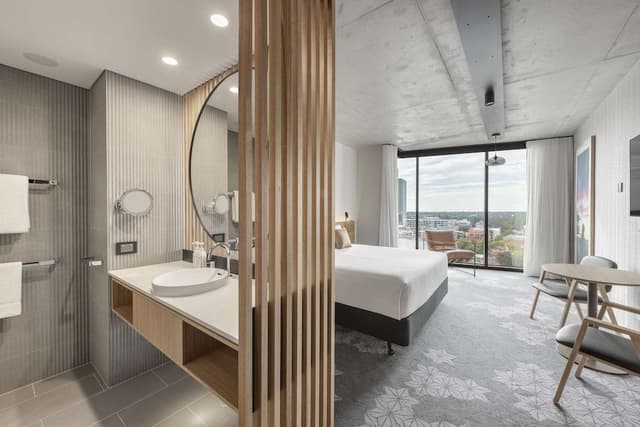 Premier Suite 1 King Bed including 2 nightly drink vouchers