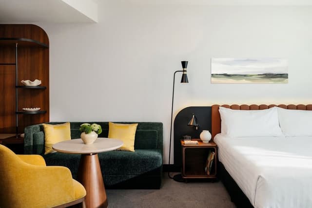 Premium Room