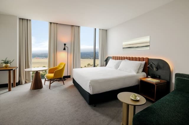 Premium Room, 1 King Bed, Kitchenette