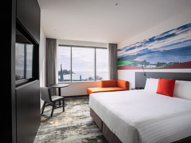 Superior Room, 1 King Bed, Ocean View