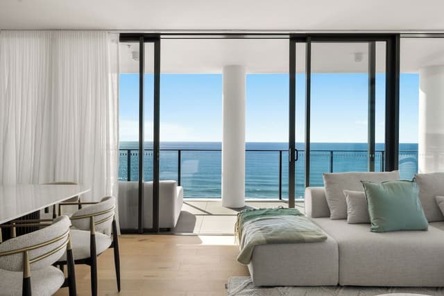 Luxury Apartment, Ocean View