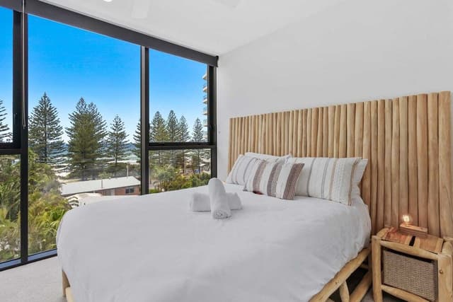 Two Bedroom Two Bathroom Ocean View Apartment - Level 5