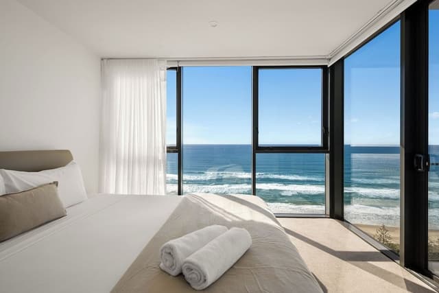 Luxury Apartment, Ocean View