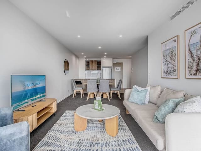 Two Bedroom Two Bathroom Ocean View Apartment - Level 9