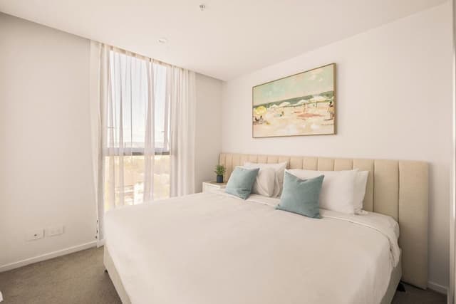 Two Bedroom Two Bathroom Ocean Glimpses Apartment - Level 6