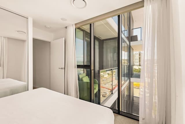 Two Bedroom Two Bathroom Ocean Glimpses Apartment - Level 6