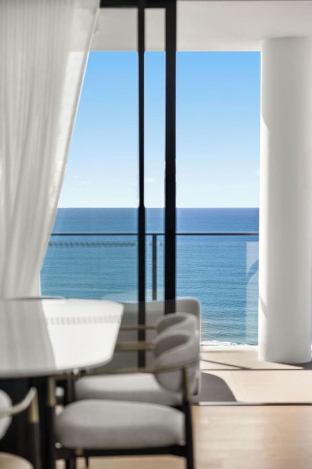 Luxury Apartment, Ocean View