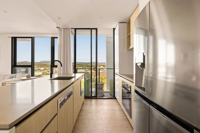 Two Bedroom Two Bathroom Ocean Glimpses Apartment - Level 6