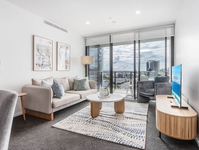 Two Bedroom Two Bathroom Ocean View Apartment - Level 9
