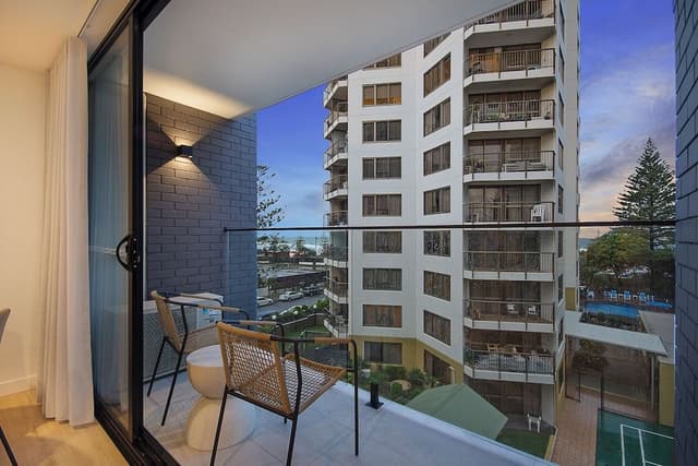 Apartment, 2 Bedrooms, Partial Ocean View
