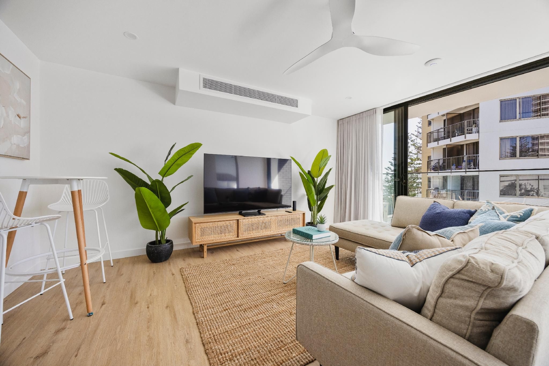 The Shores Surfers Paradise Apartments3