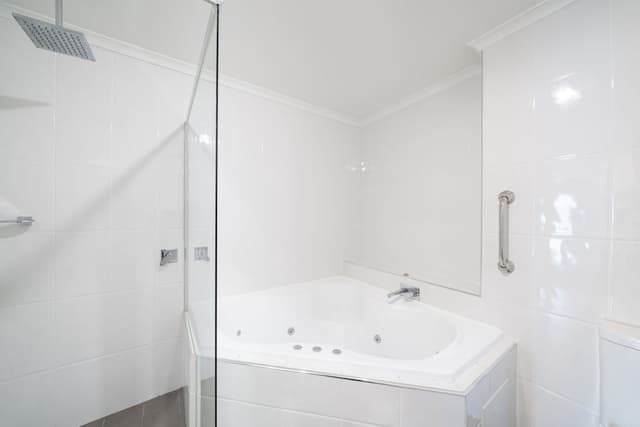 Executive One Bedroom Apartment with Spa