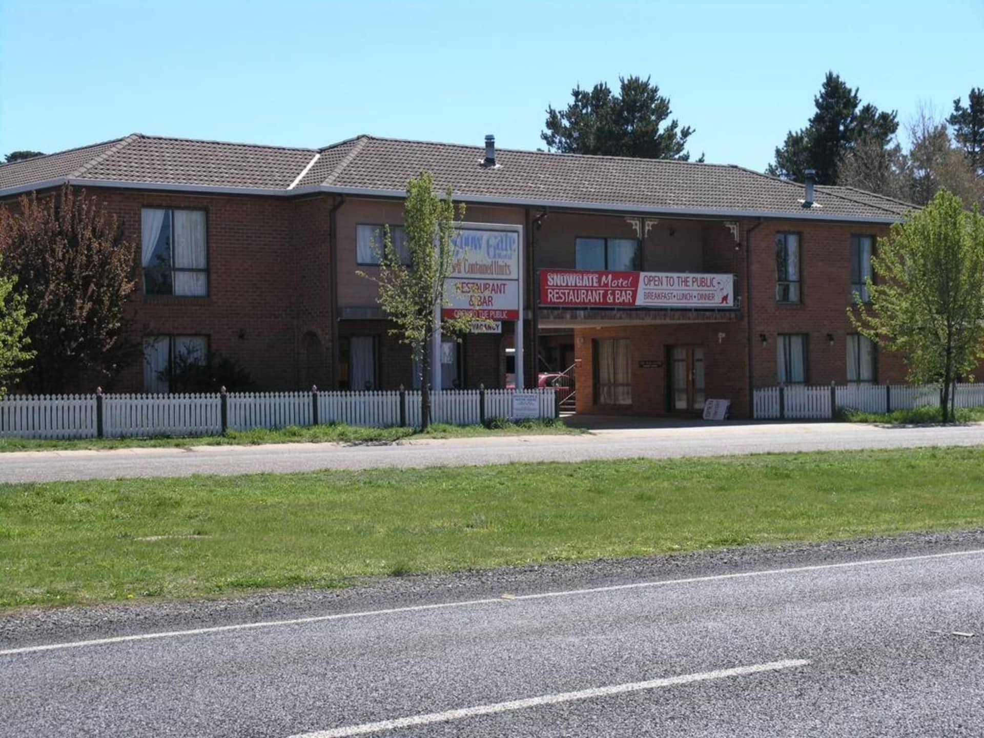 Snowgate Motel Snowgate Motel