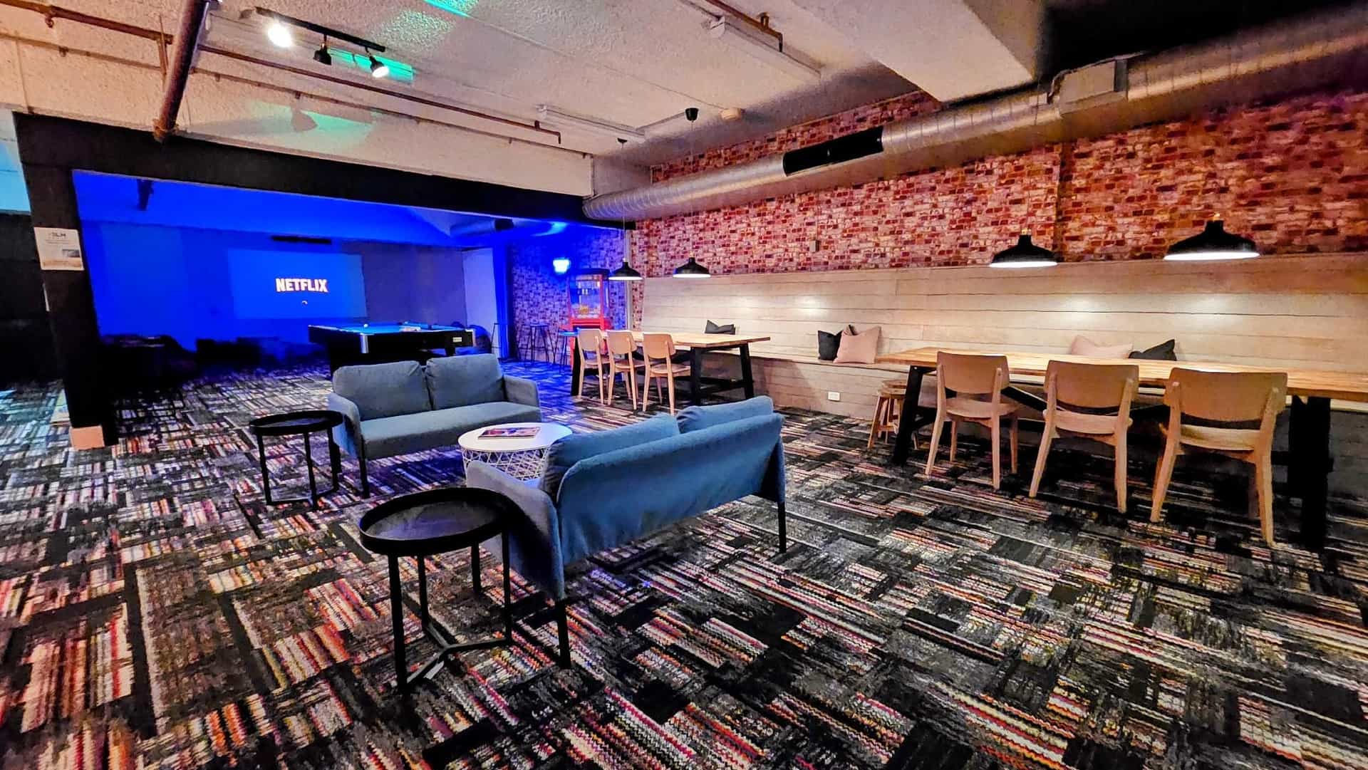 Trademark Hostel - Fully Air Conditioned