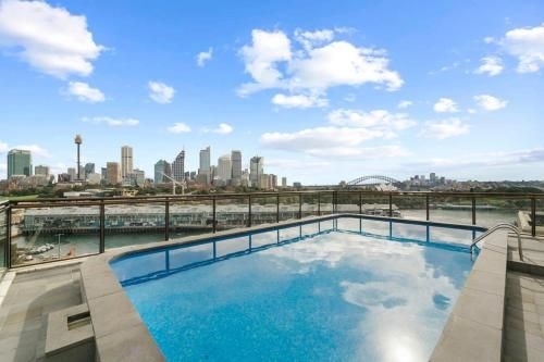 Heart Of The City Minutes from Macleay Street4