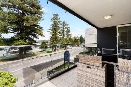Stylish Manly Apartment with Harbour Views4