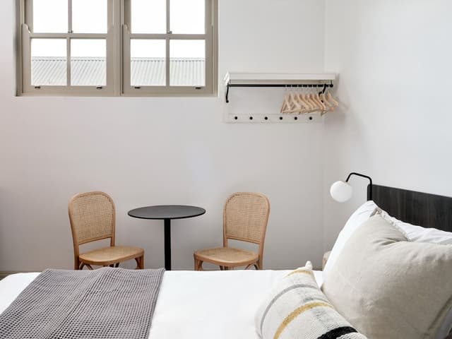 Queen Ensuite Room