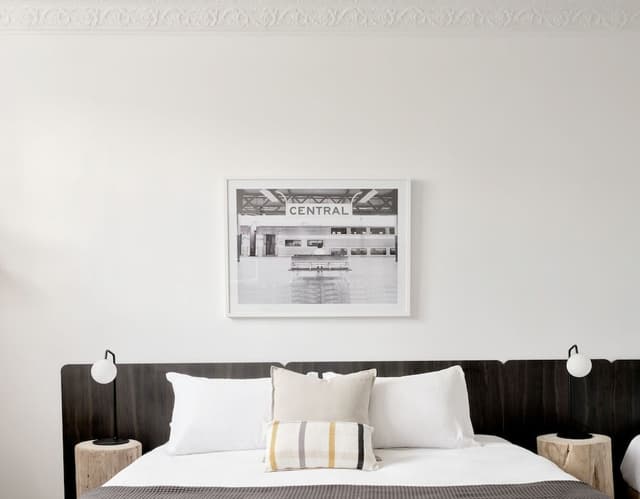 Queen Ensuite Room