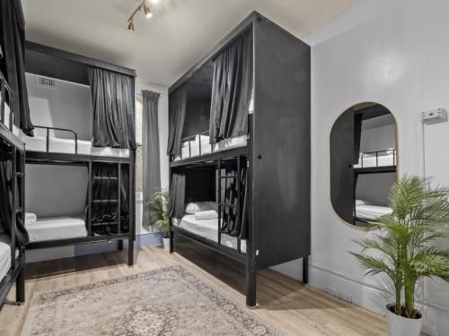 Azzurro Pod Hotel Darling Harbour1