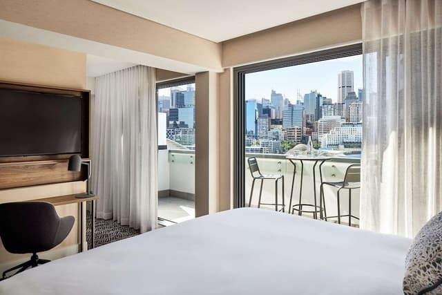 Superior Room, 1 King Bed, Non Smoking, Balcony